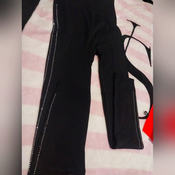 Maze Collection Pants - Black High-Waisted Leggings with Wide Waistband